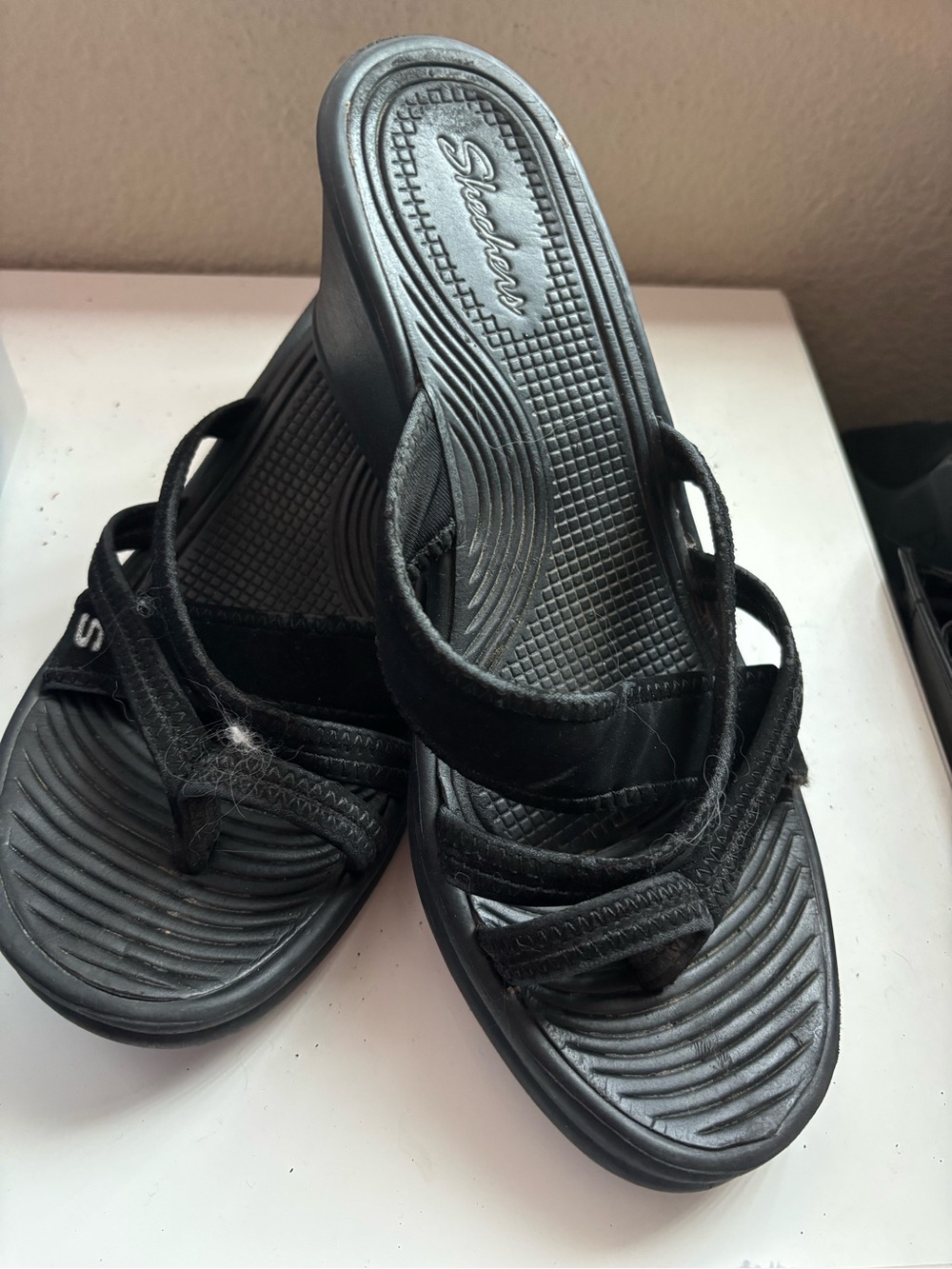 Skechers Women’s Black Strappy Slide Sandals
